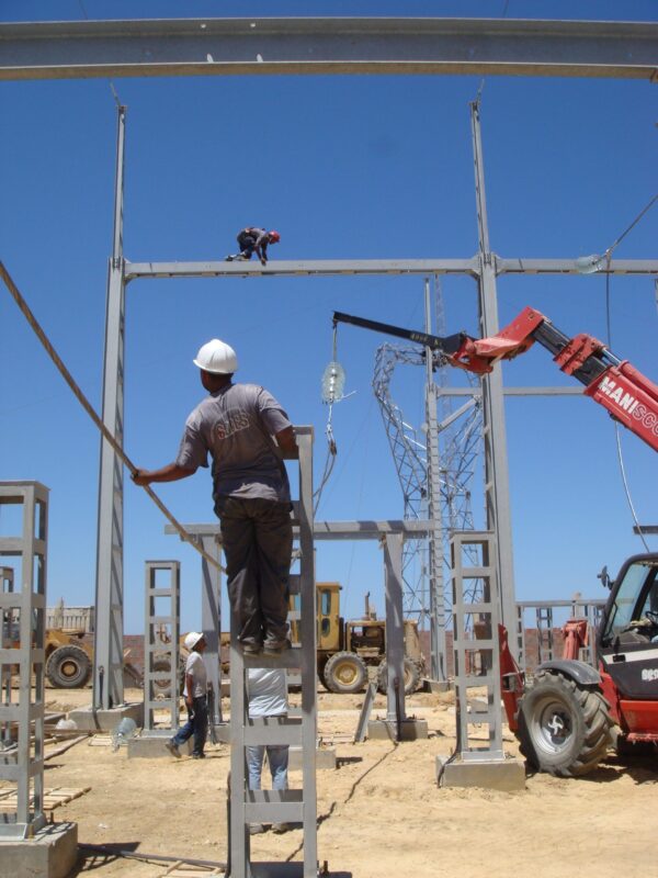 Poste HT/MT/BT 90/30KV/B2, montage de transformateur 40 MVA du parc éoliens de METLINE (pour le compte final de la STEG).
